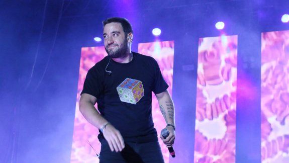 El grupo que lidera Piti Fernández se encuentra de gira por el sur y ya pisó las localidades de Puerto Madryn, Comodoro Rivadavia, Esquel y Bariloche.