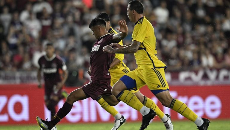 Boca perdió el invicto en el certamen y ahora sigue River.