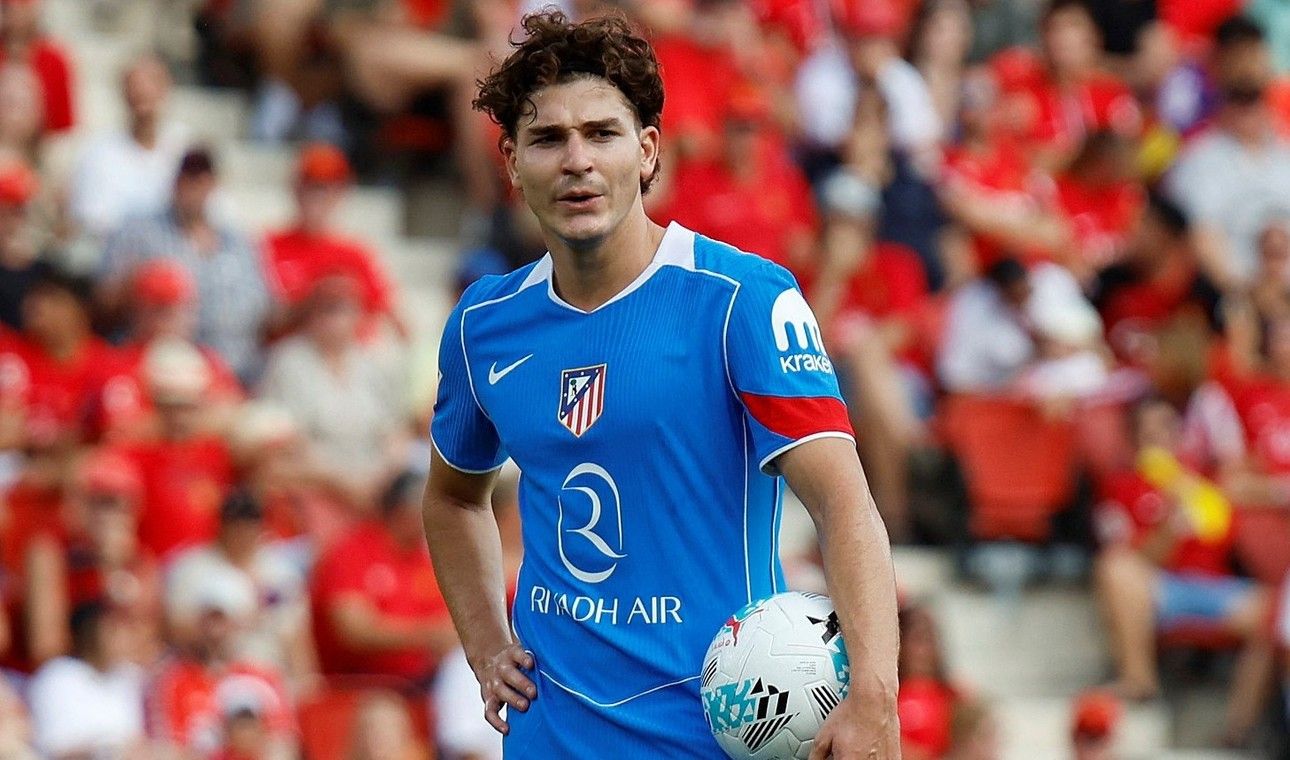 Julián Álvarez no ocultó su enojo.