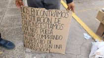 La pareja llegó a la región junto a su pequeño y buscan ayuda para salir adelante. La pareja llegó a la región junto a su pequeño y buscan ayuda para salir adelante.