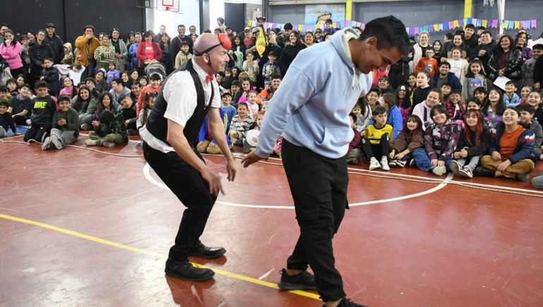 Más de 2000 chicos celebraron la niñez con música, teatro, juegos y talleres creativos