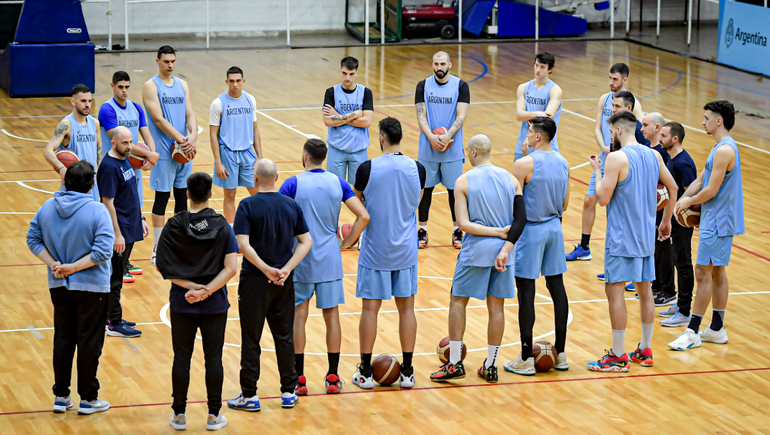 El neuquino Agustín Pérez Tapia ya entrena con la selección