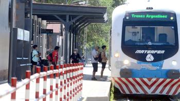 todos los horarios del tren del valle, la alternativa por el paro de colectivos