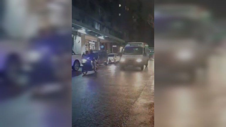 Así llegó a Buenos Aires la joven neuquina en vuelo sanitario.