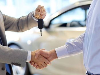 Transferencia de un auto: estimador de costos