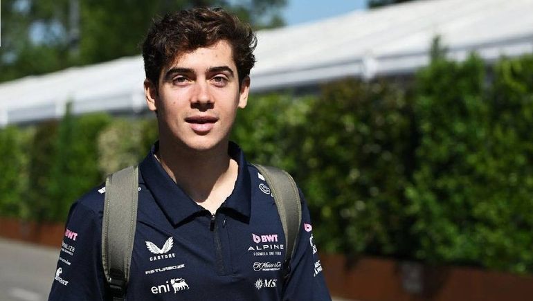 El regalo que recibió Colapinto al debutar en Alpine: Goat