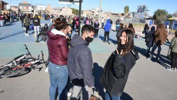Vacunacion de jóvenes en el ruca che
