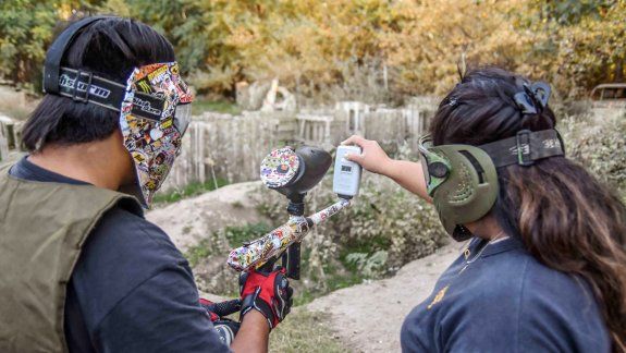 Paintball .