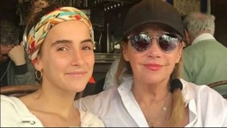 Ámbar de Benedictis y Marcela Tinayre.