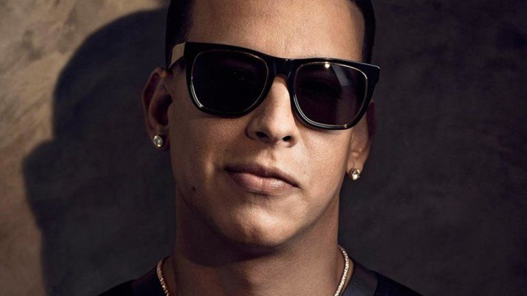 El músico no fue a los Gammy Latinos porque no quería cantar el hit.