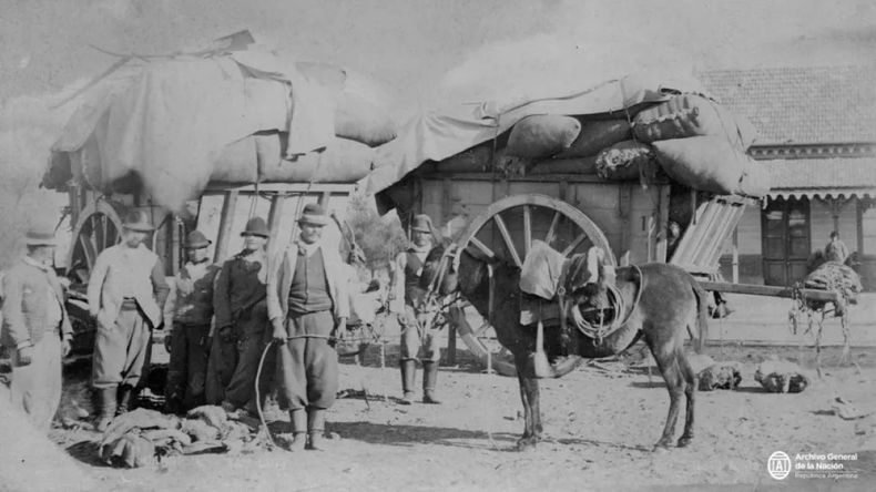 Durante décadas, la Patagonia fue parte de una economía sin fronteras, orientada al Pacífico y dominada por capitales chilenos que encontraron en el sur argentino un territorio de oportunidades. | LM Neuquen Durante décadas, la Patagonia fue parte de una economía sin fronteras, orientada al Pacífico y dominada por capitales chilenos que encontraron en el sur argentino un territorio de oportunidades.