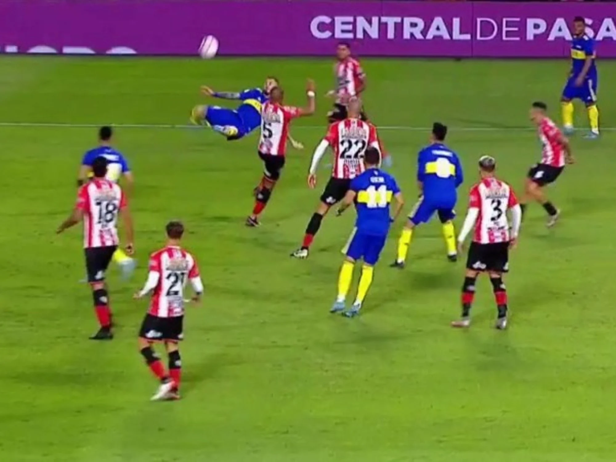 Morena Beltrán enloqueció con el golazo de Benedetto: ¿es de Boca?