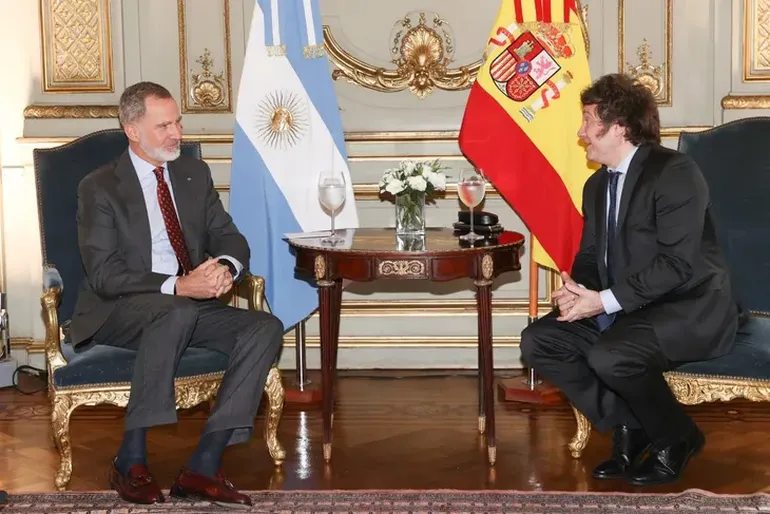 Javier Milei junto al Rey de España, Felipe VI, reunidos en la mañana de este sábado. Javier Milei junto al Rey de España, Felipe VI, reunidos en la mañana de este sábado.