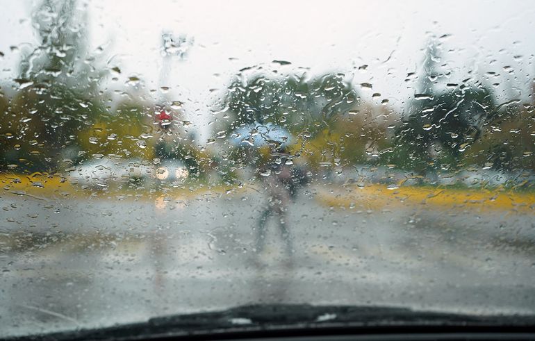 El Servicio Meteorológico Nacional emitió una alerta amarila por tormentas, vientos y granizo en Entre Ríos, Corrientes, Buenos Aires y CABA. Foto: LMN. El Servicio Meteorológico Nacional emitió una alerta amarila por tormentas, vientos y granizo en Entre Ríos, Corrientes, Buenos Aires y CABA. Foto: LMN.