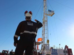 Con un gran operativo, AESA transportará dos tanques de gran porte en Neuquén. Con un gran operativo, AESA transportará dos tanques de gran porte en Neuquén.