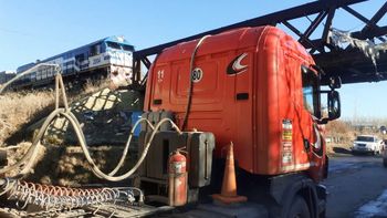 camioneros precavidos: ¿temen por el estado del puente ferroviario? camioneros precavidos: ¿temen por el estado del puente ferroviario?