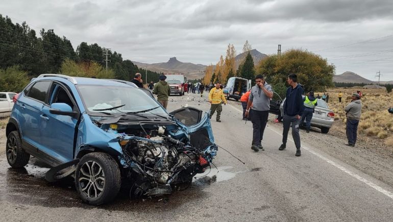 Ruta 40: seis heridos en un impactante triple choque