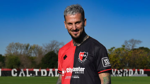 El Pipa Benedetto acordó su salida de Newells