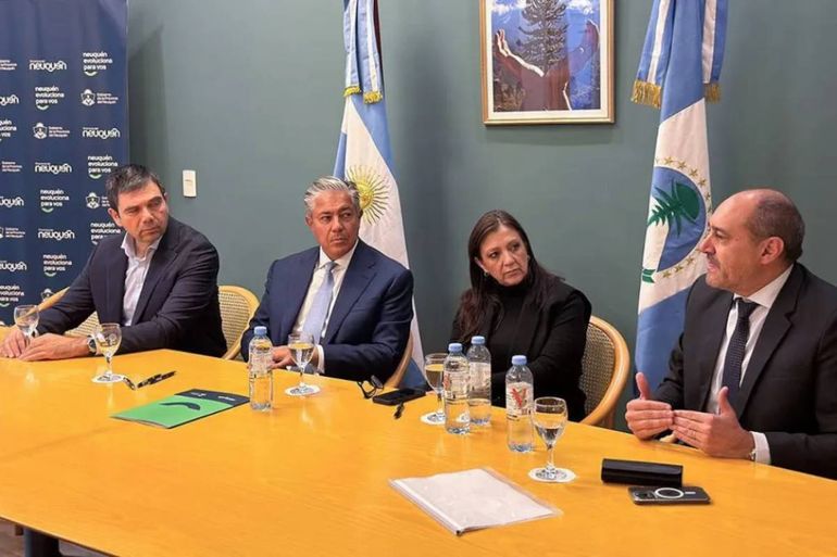 Rolando Figueroa se reunió con petroleras y avanza el ambicioso plan vial para mejorar las rutas de Vaca Muerta