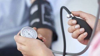 Esta fruta ayuda a disminuir la presión arterial y mejor la digestión