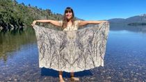 Ain textil natural, es el emprendimiento de la vecina de Aluminé