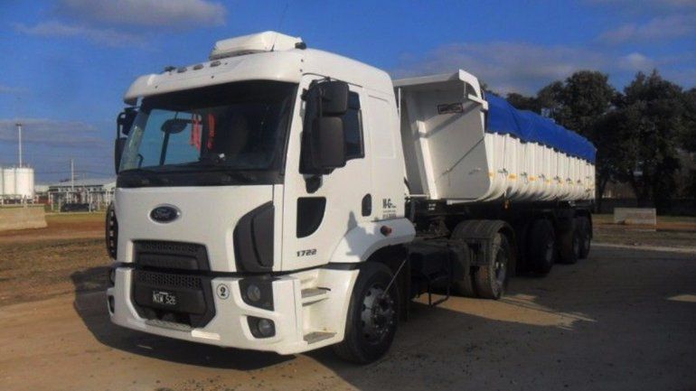 Gracias al GPS, encontraron un camión robado en la casa de un gitano