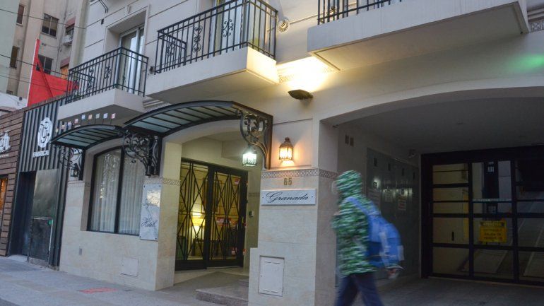 El edificio de Elordi 65 es blanco de los ladrones.