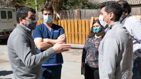 Koopmann recorrió las obras de un nuevo centro de tratamientos oncológicos