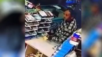 agredio a una empleada por la falla de una carga virtual agredio a una empleada por la falla de una carga virtual