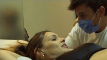 Pampita y Moritan nacimiento Ana