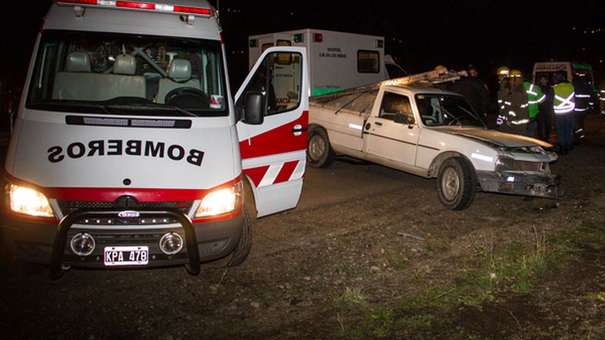 Choque y vuelco en San Martín de los Andes