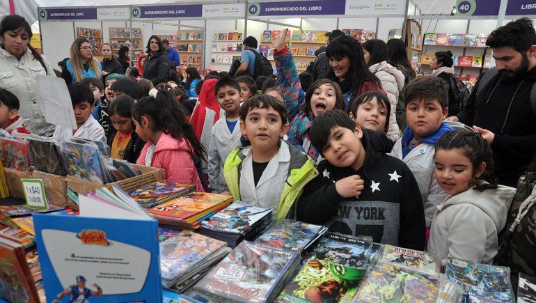 Ya se anotaron 9500 alumnos para visitar la Feria del Libro