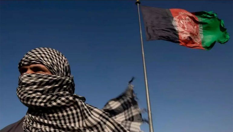 Afganistán volvió a conceder pasaportes, una esperanza a los quieren escapar de los talibanes