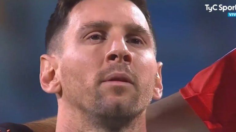 Messi cantó el himno como nunca y clavó un golazo: cuándo vuelve a jugar su Argentina
