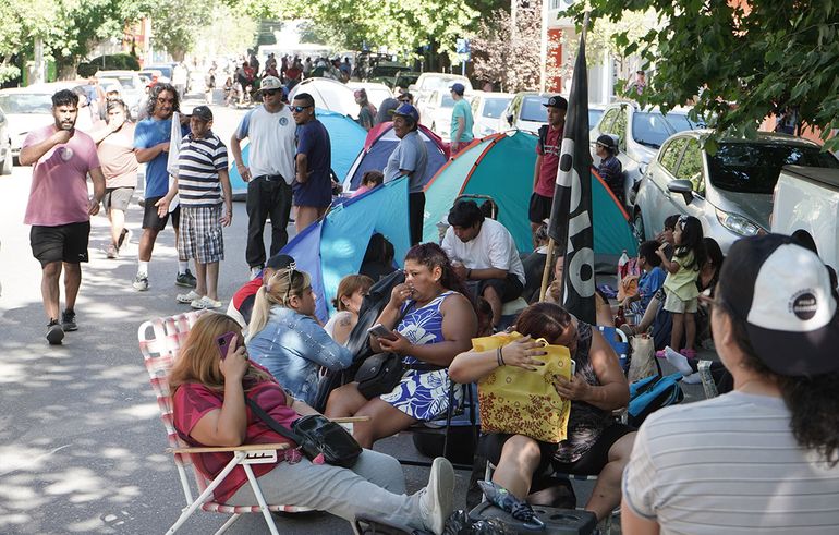 Las organizaciones sociales salieron al cruce de las denuncias del ministro Lucas Castelli