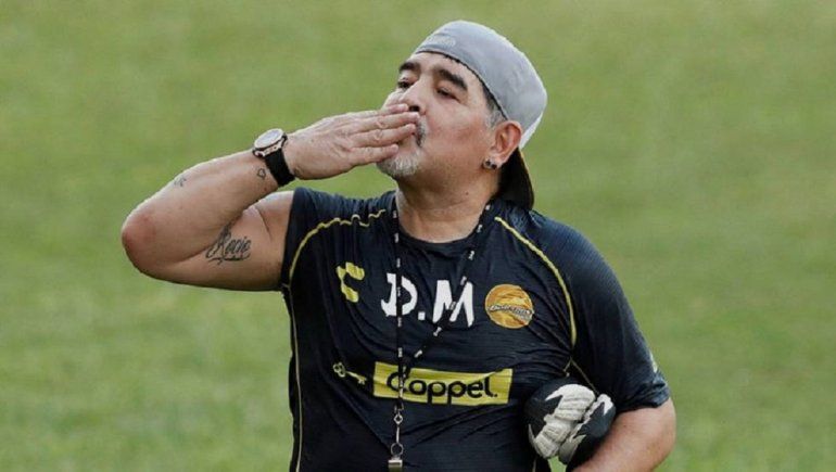 La fecha original del partido fue suspendida por petición Boca ante la muerte de Diego Armando Maradona.