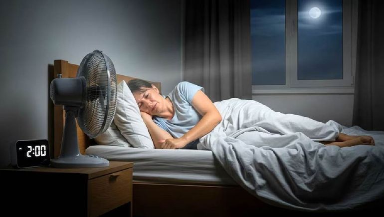 El calor extremo trae aparejado problemas de sueño en verano, afectando tanto al bienestar físico como mental. El calor extremo trae aparejado problemas de sueño en verano, afectando tanto al bienestar físico como mental.