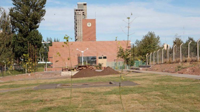 El monumento estará ubicado en la Plaza de las Instituciones.