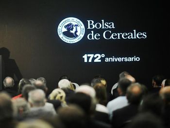 El presidente Milei se refirió al futuro de Vaca Muerta y anunció la baja de las retenciones para el campo.