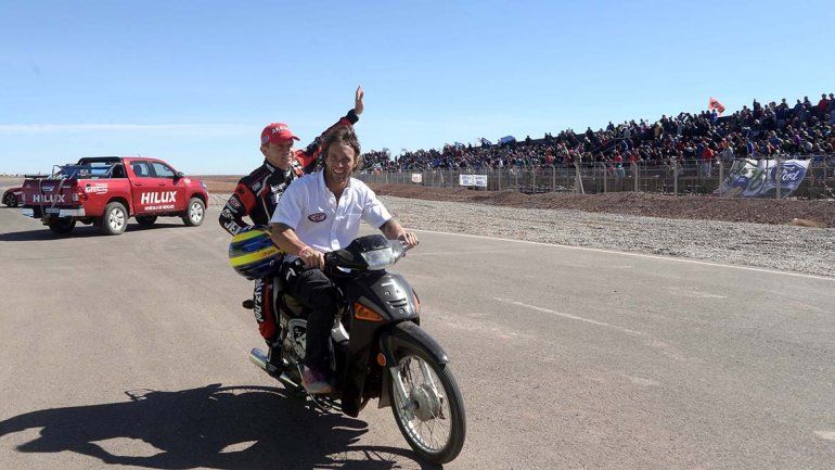 La segunda fecha del TC se corrió en Centenario y miles de personas disfrutaron de la fiesta.