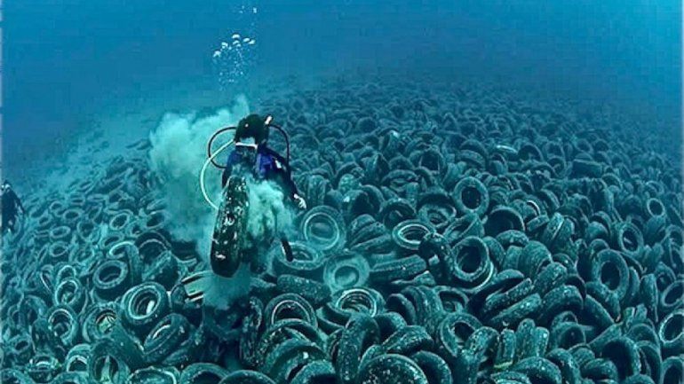 Ya estamos en el fondo del mar con la contaminación