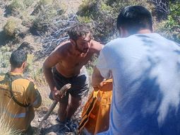 El tucumano de 32 años fue encontrado con vida en un paraje rionegrino. El tucumano de 32 años fue encontrado con vida en un paraje rionegrino.