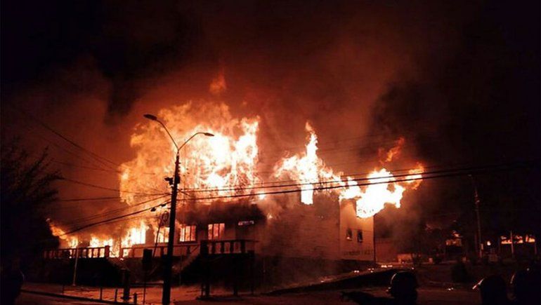 Chile: líos en protestas por crimen de un malabarista