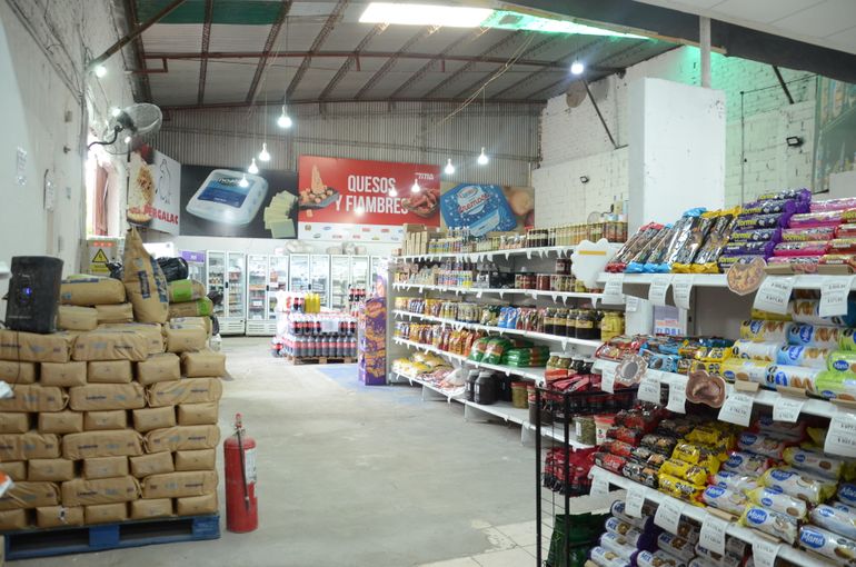 Reabrió la sucursal de supermercado Tina en Neuquén con ofertas inigualables / Foto 