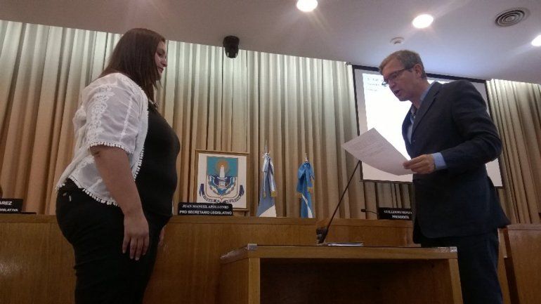 Asumió una nueva concejal en el Deliberante neuquino