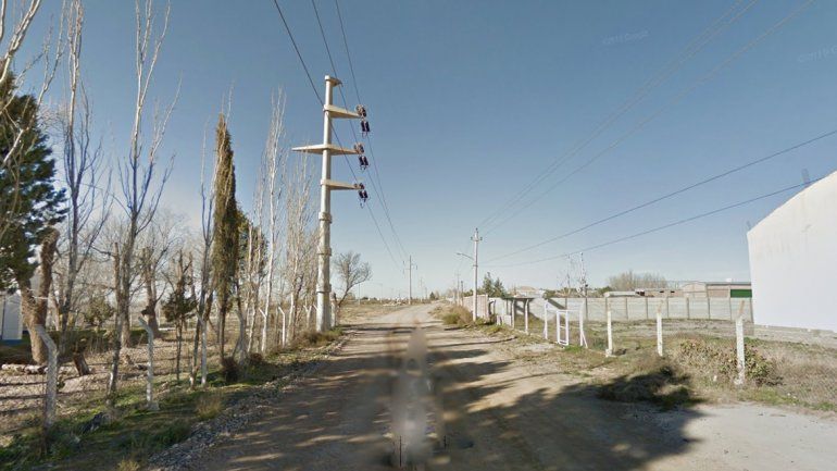 Chocó contra un poste y dejó a dos barrios sin luz