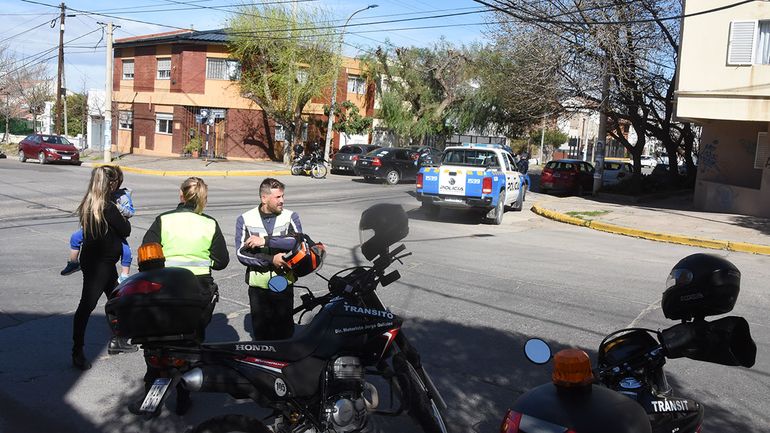 Una inspectora municipal protagonizó un choque con una conductora