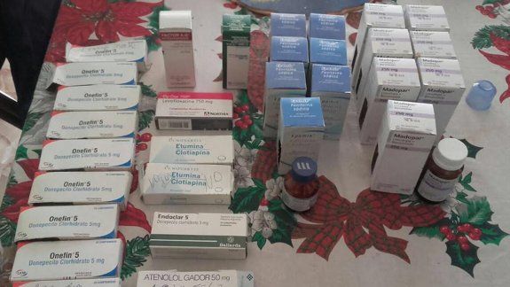 Secuestraron sellos, recetarios y muestras gratis de medicamentos.