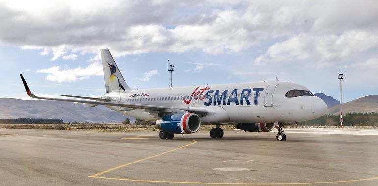 Jetsmart es la primera línea lowcost en llegar a San Martín de los Andes. Jetsmart es la primera línea lowcost en llegar a San Martín de los Andes.