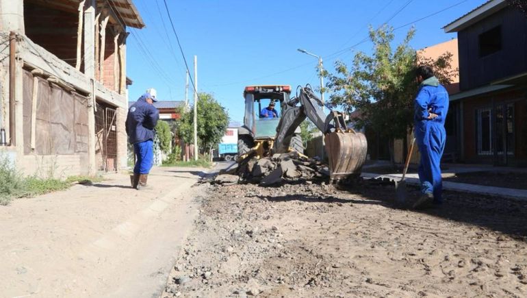 Las obras que realiza la Municipalidad de Neuquén en barrio Confluencia. Las obras que realiza la Municipalidad de Neuquén en barrio Confluencia.